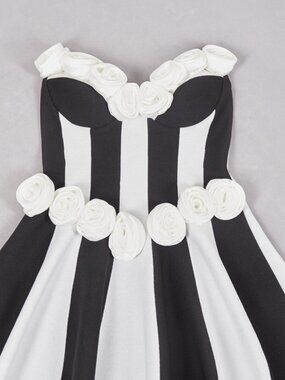 Chic Sleeveless A-Line Dress